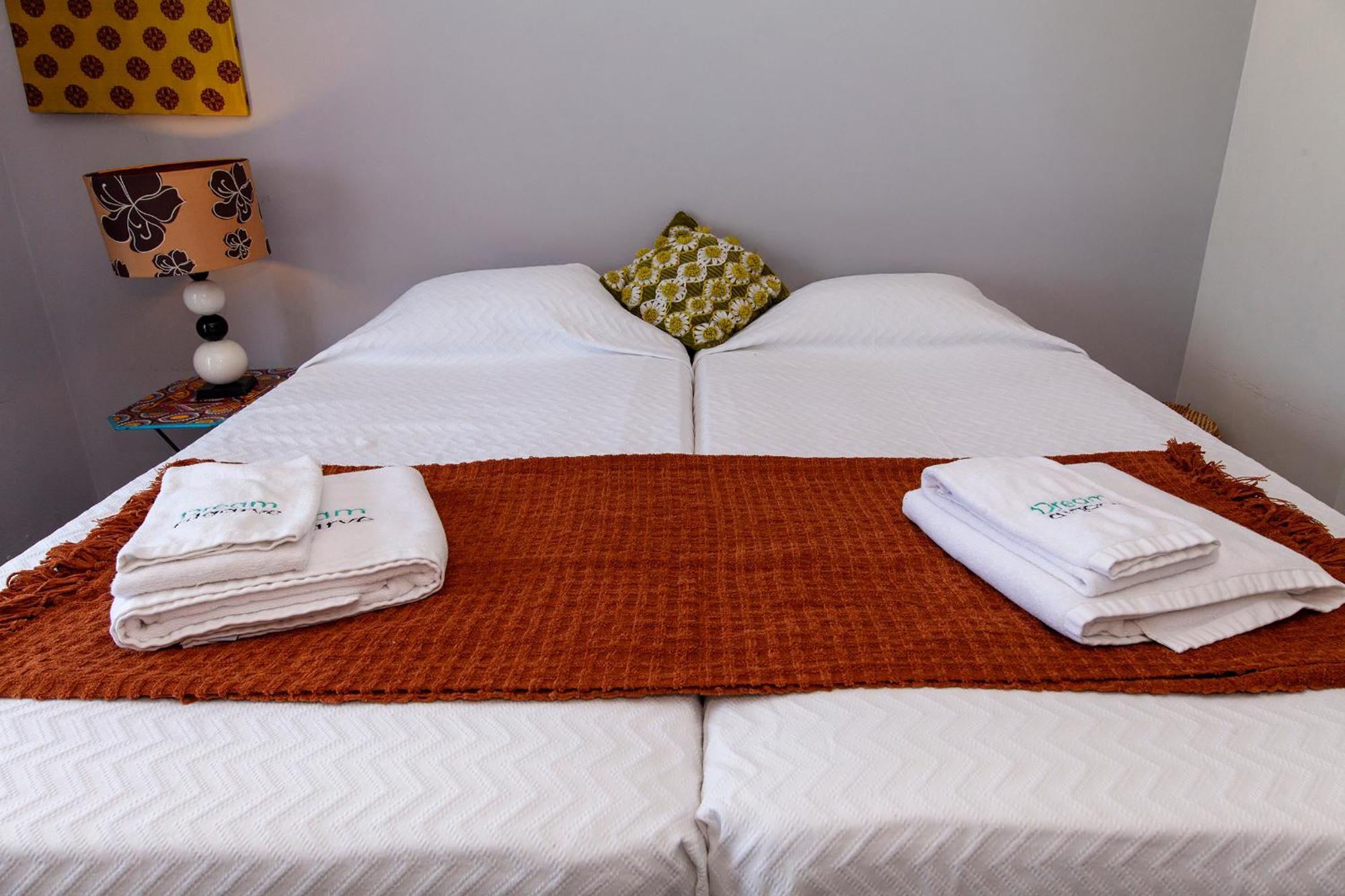 B04 - Luxury 2 Bed W Terrace Pool Leilighet Lagos Eksteriør bilde